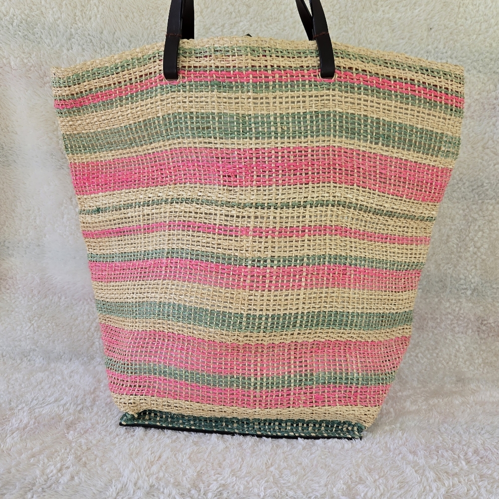 Tote Le Monde Striped Pink and Green Raffia Woven Tote Bag - Picture 3 of 8